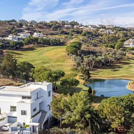 12 Guests - Prime Golf Oasis - Host